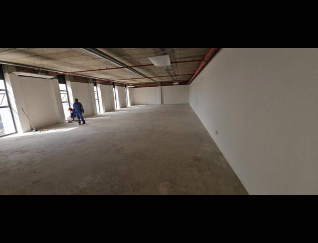 INDUSTRIAL PROPERTY TO RENT IN SAMRAND BUSINESS PARK